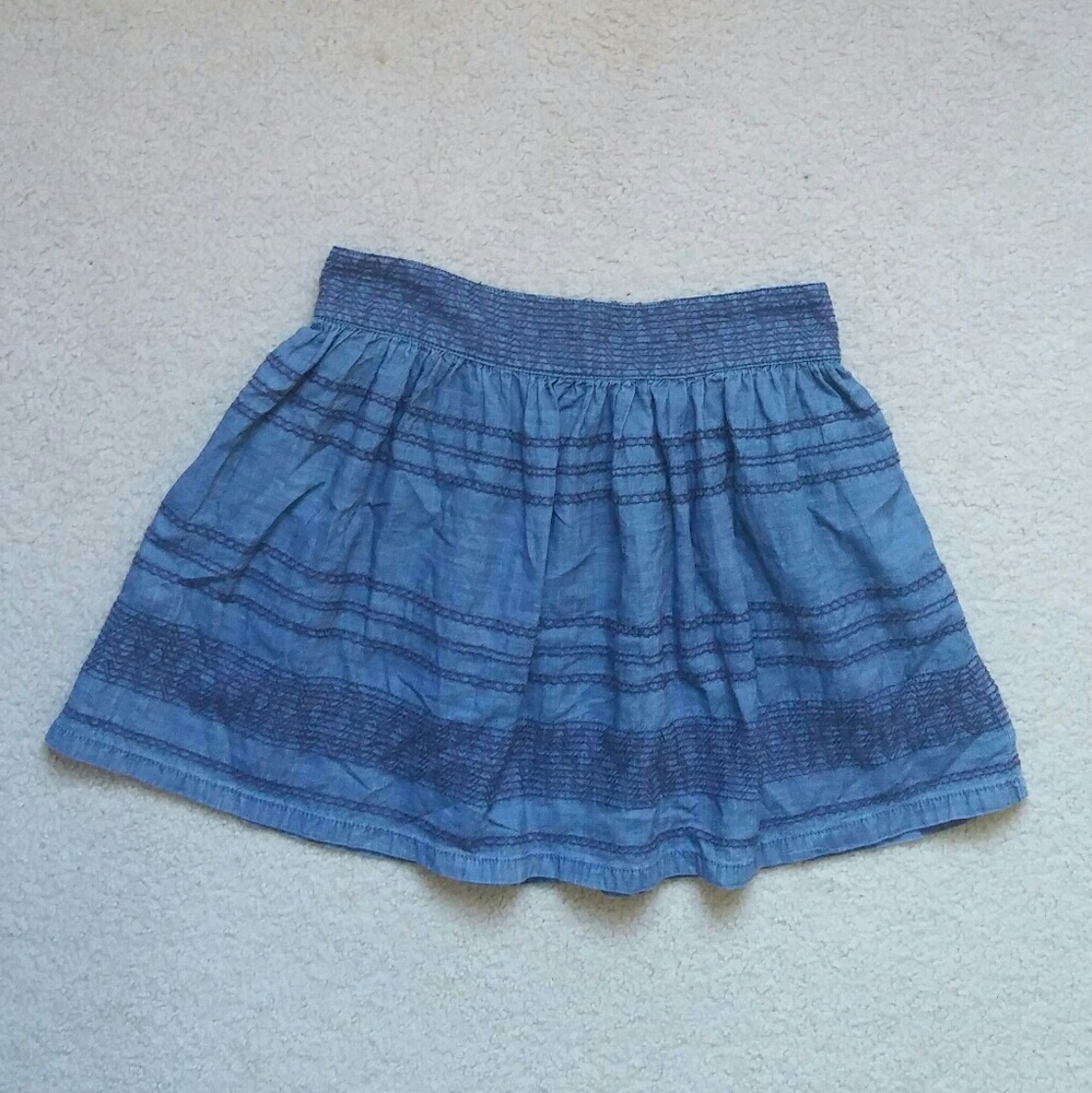 Vintage American Eagle Denim Skirt, Size 0 - Picture 2 of 5